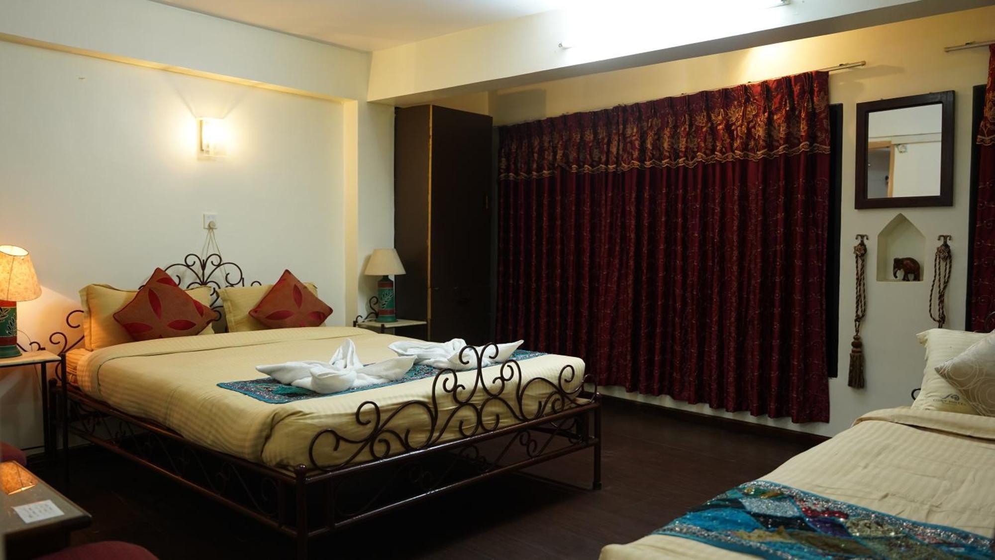 Cosy Hotel Bhatgoan Dış mekan fotoğraf
