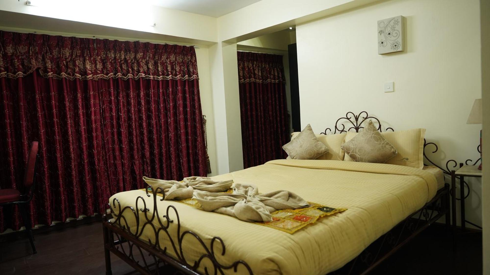 Cosy Hotel Bhatgoan Dış mekan fotoğraf