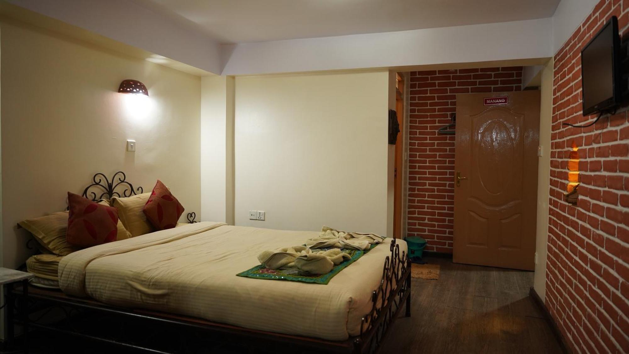 Cosy Hotel Bhatgoan Dış mekan fotoğraf