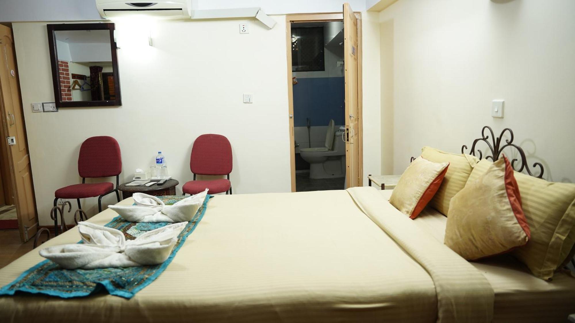 Cosy Hotel Bhatgoan Dış mekan fotoğraf