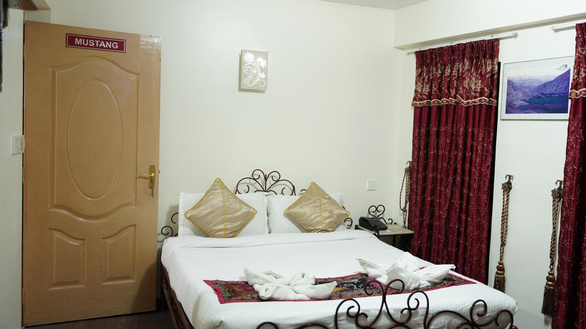 Cosy Hotel Bhatgoan Dış mekan fotoğraf