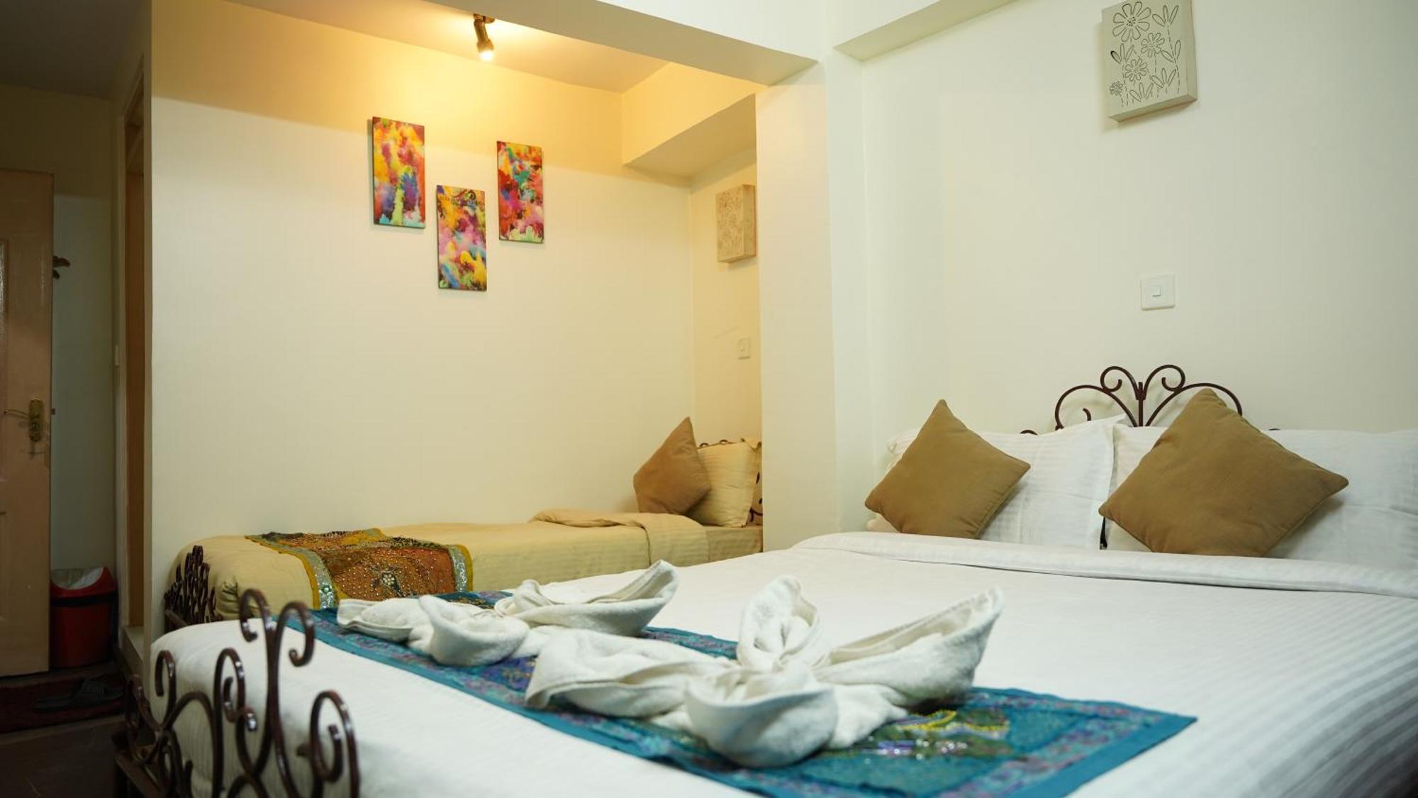 Cosy Hotel Bhatgoan Dış mekan fotoğraf