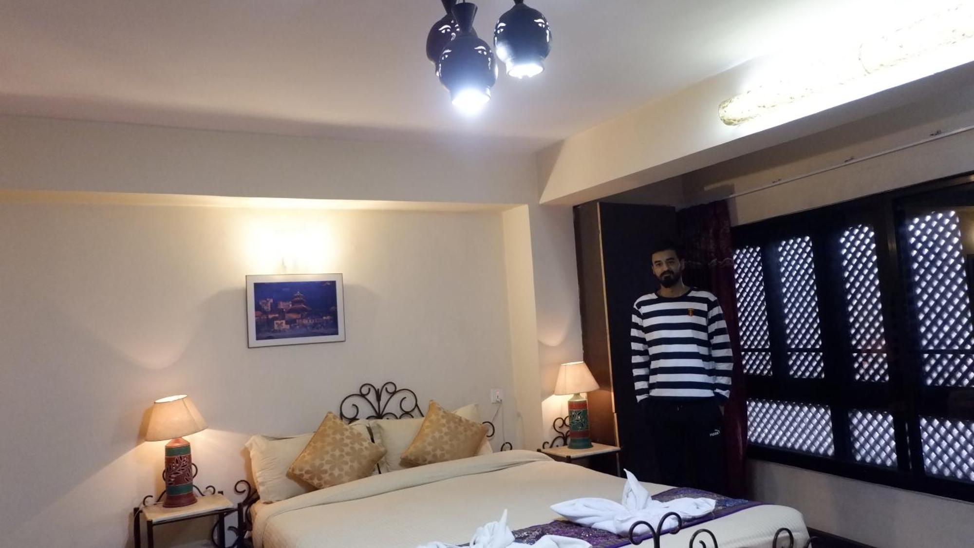 Cosy Hotel Bhatgoan Dış mekan fotoğraf