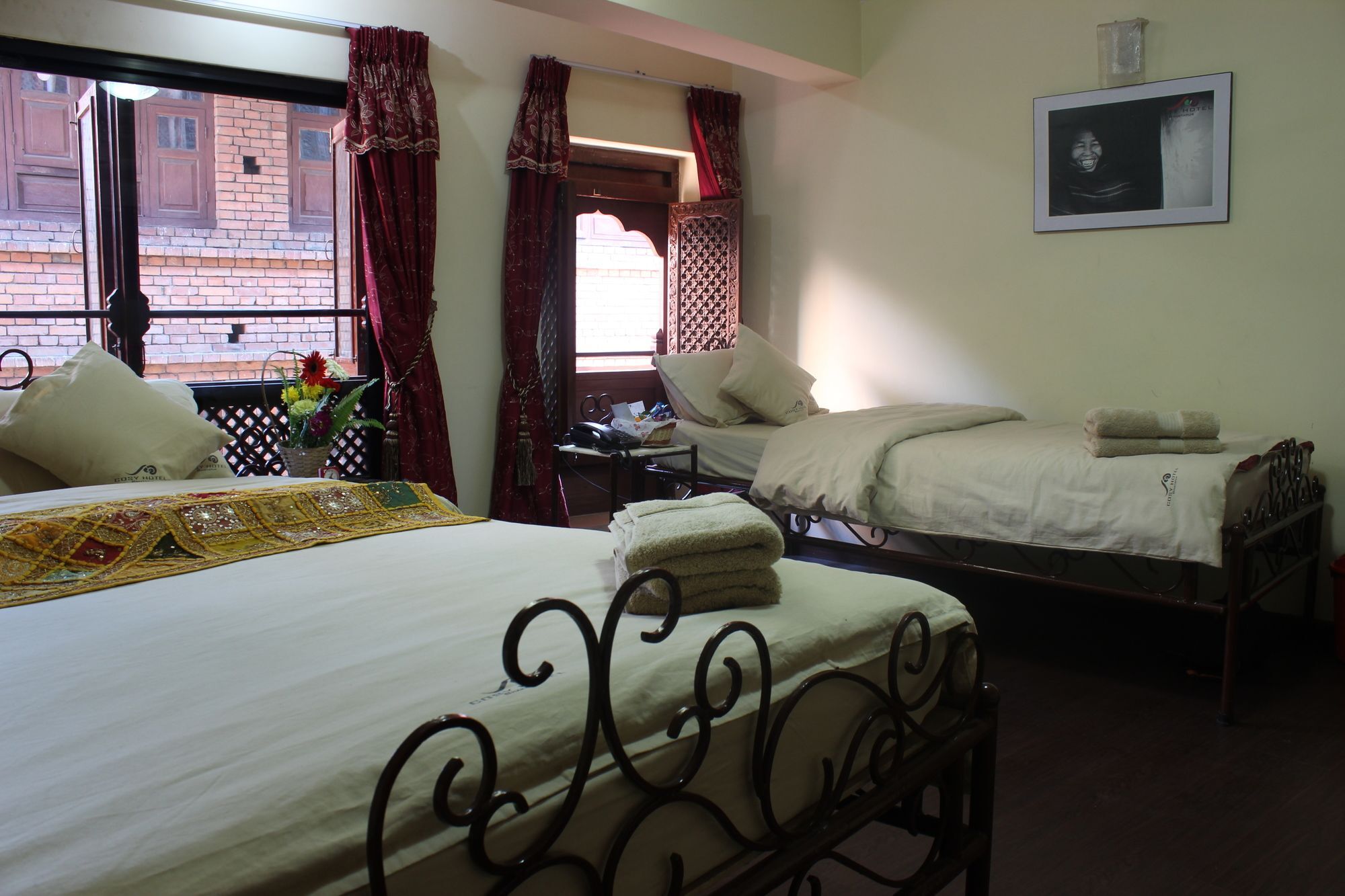 Cosy Hotel Bhatgoan Dış mekan fotoğraf